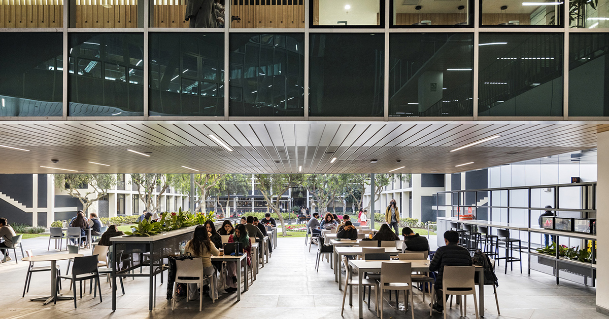 Universidad de Lima - Recreation, Wellness, and Student Life Center